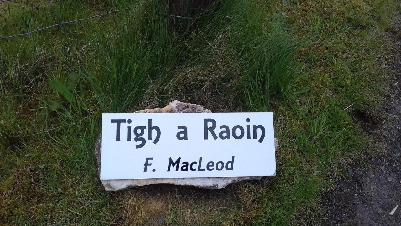Bed and Breakfast Tigh A Raoin Portree Exterior foto